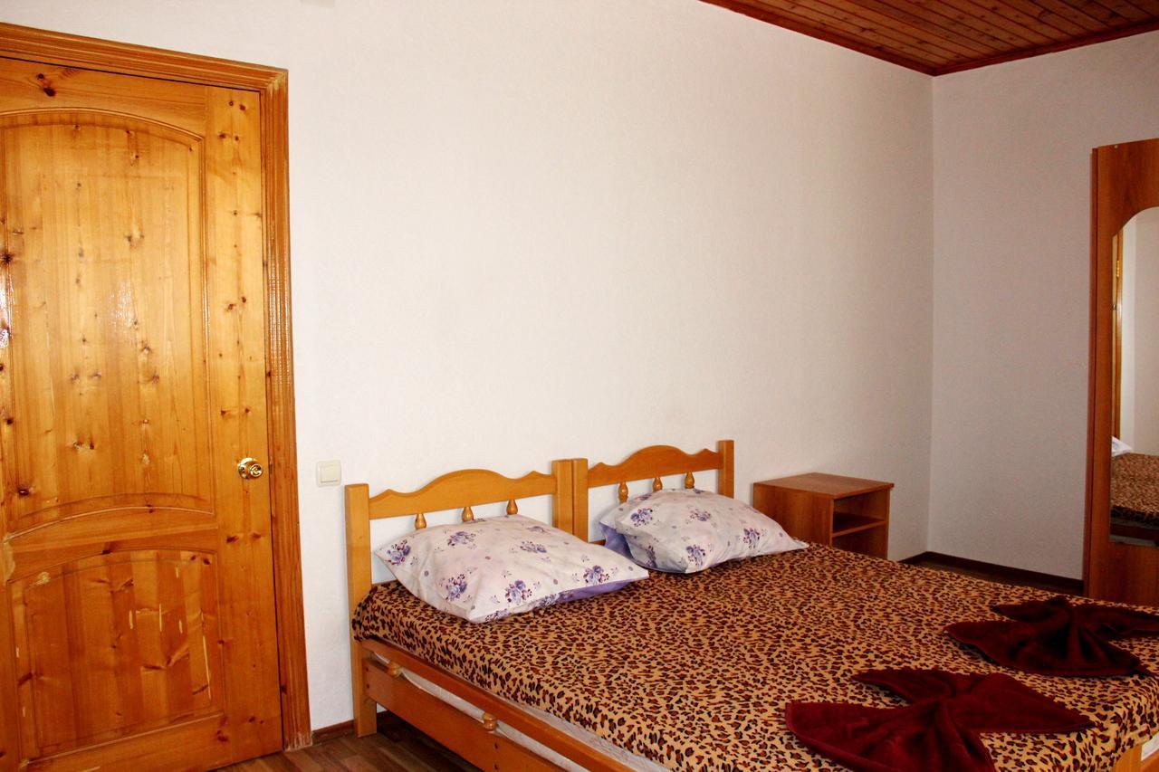 Mandarinoviy Sad Hotel Gagra Esterno foto